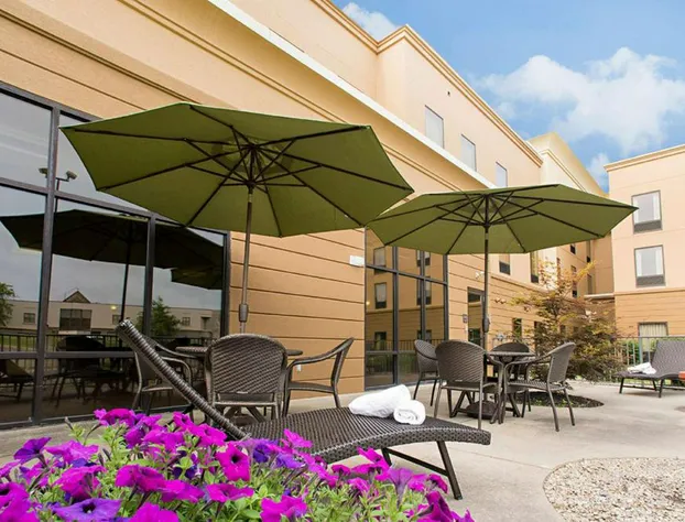 Hampton Inn & Suites Springboro/Dayton Area South hotel detail image 2