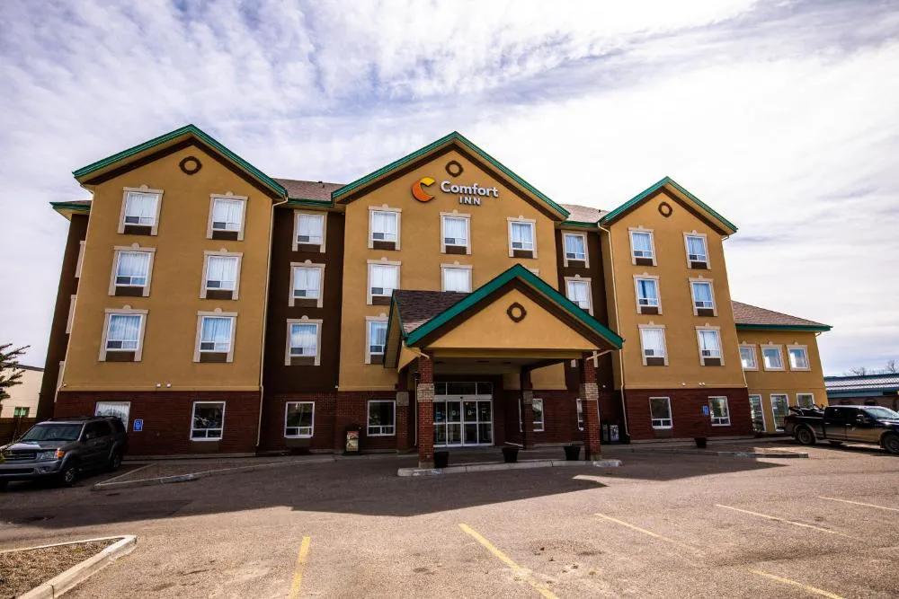 Comfort Inn Lethbridge hotel hero