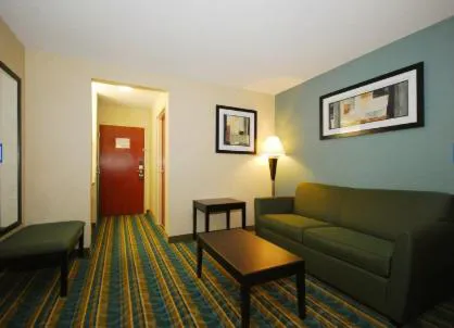 Best Western Plus Berkshire Hills Inn & Suites hotel detail image 3