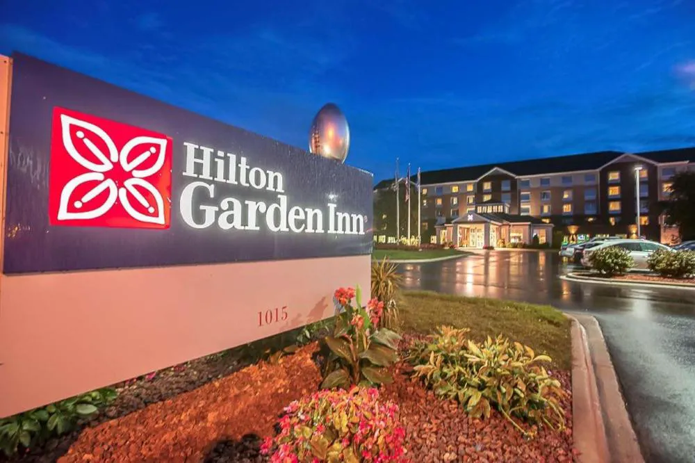 Hilton Garden Inn Green Bay hotel hero