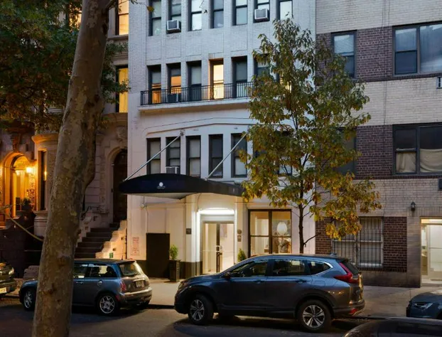 La Quinta Inn & Suites by Wyndham New York City Central Park hotel detail image 2