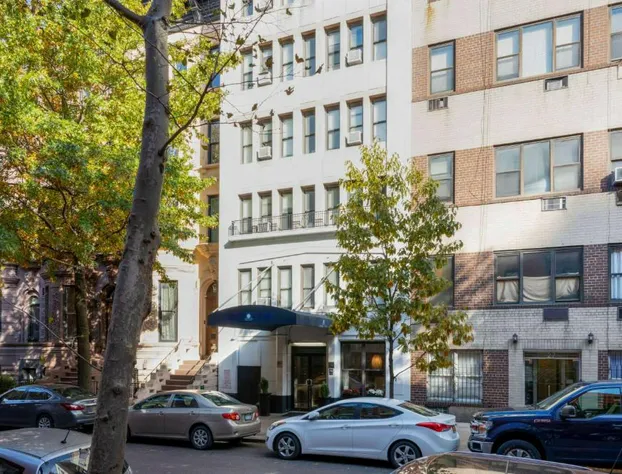 La Quinta Inn & Suites by Wyndham New York City Central Park hotel detail image 3