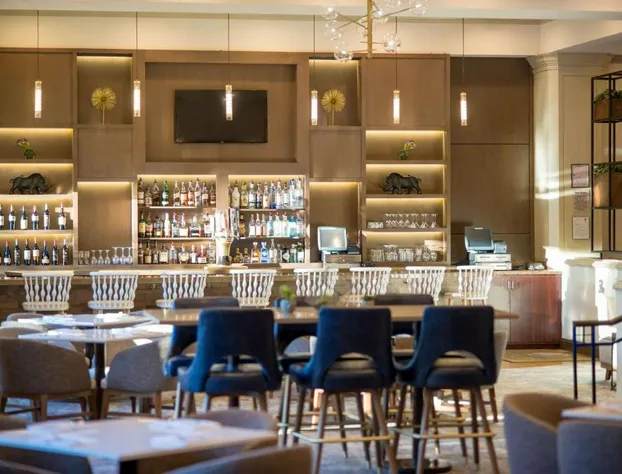 DoubleTree by Hilton Hotel San Diego - Mission Valley hotel detail image 3