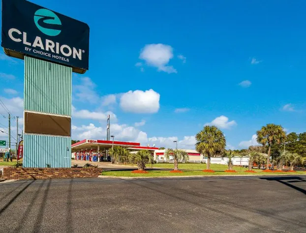 Clarion Inn & Suites Florence - Darlington hotel detail image 2