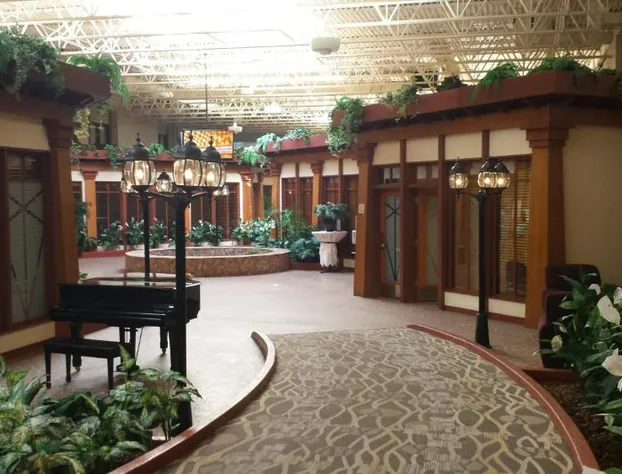 Canad Inns Destination Centre Fort Garry hotel detail image 4