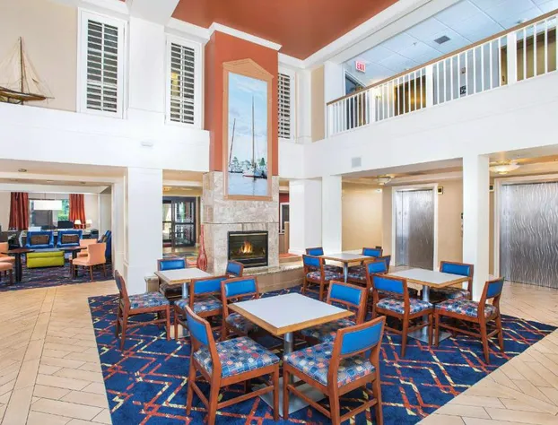 Hampton Inn & Suites Annapolis hotel detail image 4