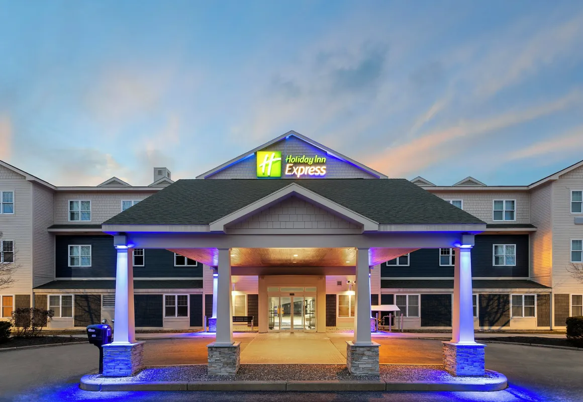 Holiday Inn Express Hotel & Suites Freeport by IHG hotel hero