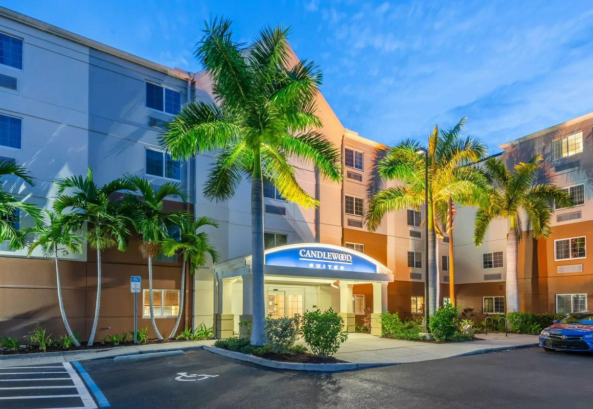Candlewood Suites Fort Myers Sanibel Gateway by IHG hotel hero