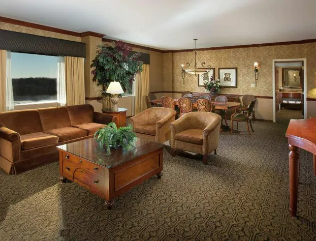 DoubleTree by Hilton Lisle Naperville hotel detail image 2