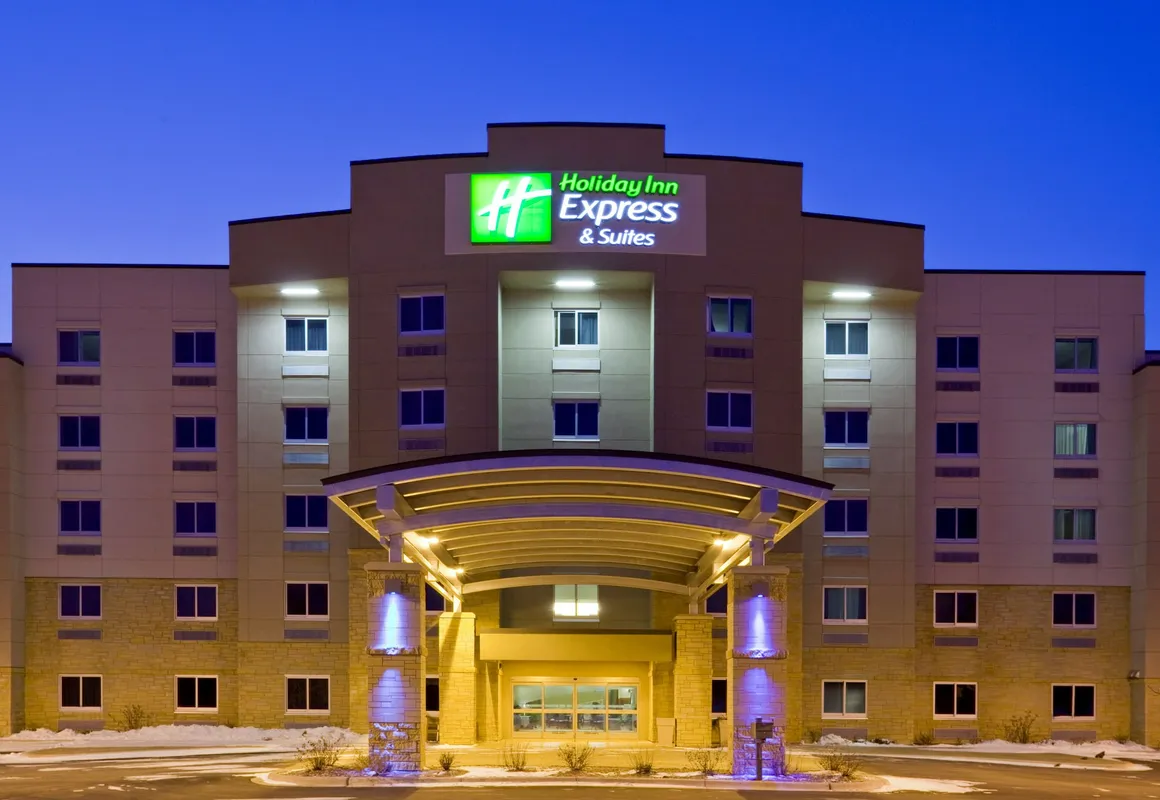 Holiday Inn Express Hotel and Suites Mankato East by IHG hotel hero
