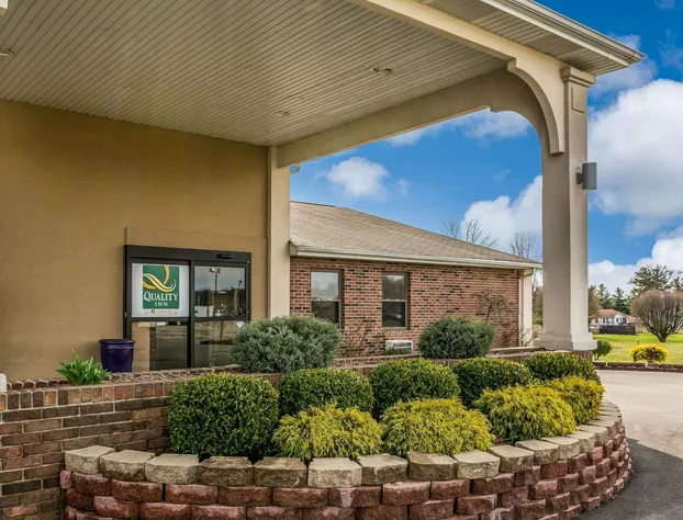 Quality Inn I-74 Batesville hotel detail image 2
