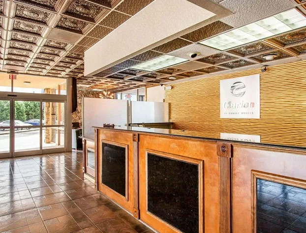 Clarion Inn & Suites University Center hotel detail image 1