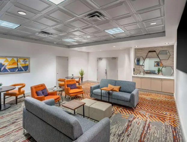 Hilton Garden Inn Scottsdale Old Town hotel detail image 2