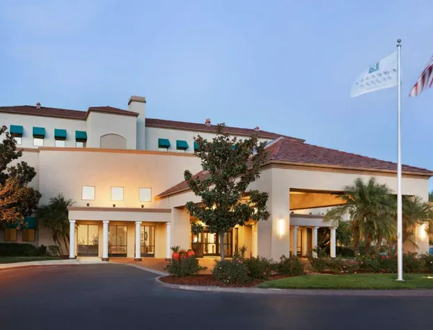 Embassy Suites by Hilton Temecula Valley Wine Country hotel detail image 1