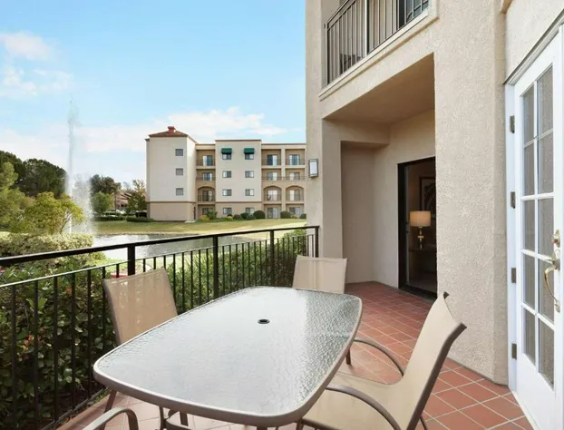 Embassy Suites by Hilton Temecula Valley Wine Country hotel detail image 4