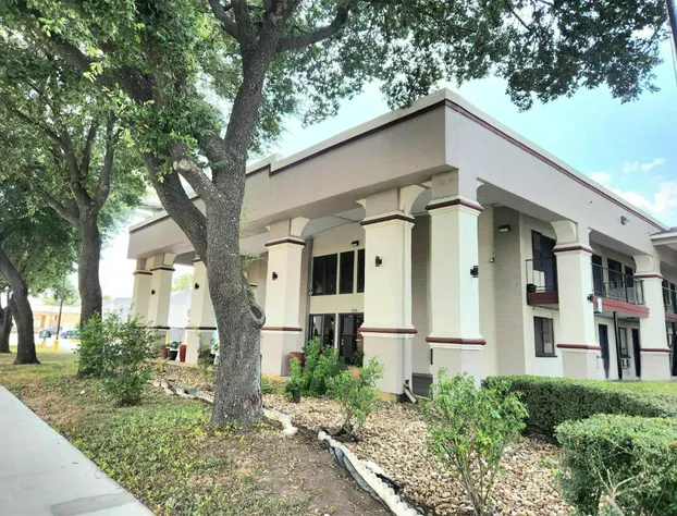 Days Inn by Wyndham San Marcos hotel detail image 2