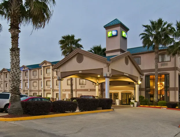 Holiday Inn Express Hotel & Suites Lake Charles by IHG hotel detail image 1