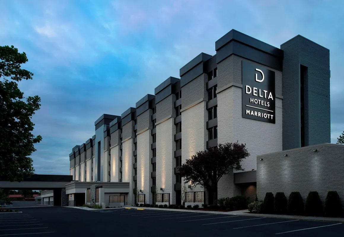 Delta Hotels by Marriott Seattle Everett hotel hero