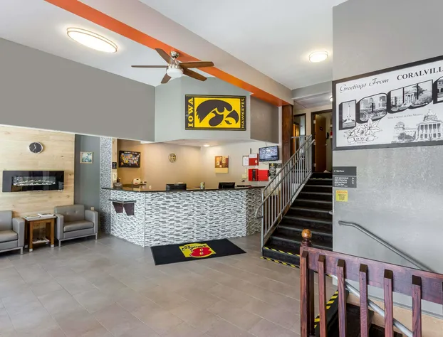 Super 8 by Wyndham Iowa City/Coralville hotel detail image 2