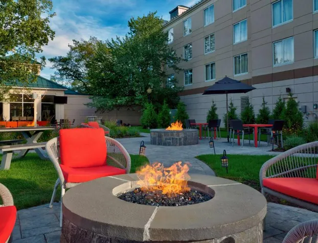 Hilton Garden Inn Saratoga Springs hotel detail image 2