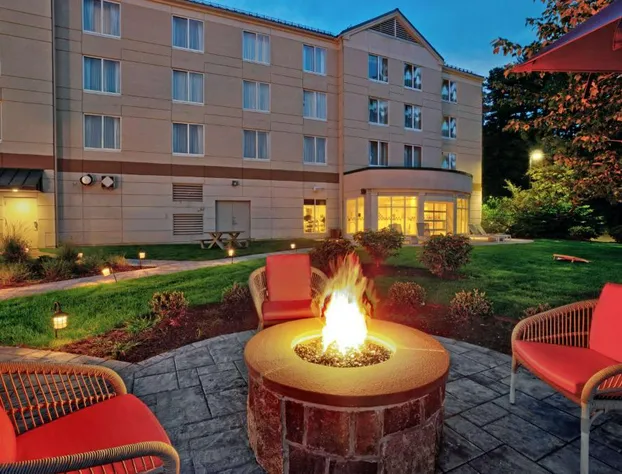 Hilton Garden Inn Saratoga Springs hotel detail image 1