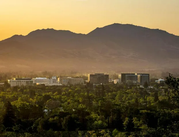 Walnut Creek Marriott hotel detail image 1