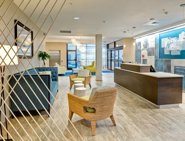 Holiday Inn Express Newport Beach by IHG hotel detail image 4