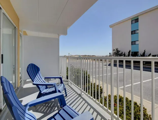 SeaLoft Oceanfront Hotel hotel detail image 4