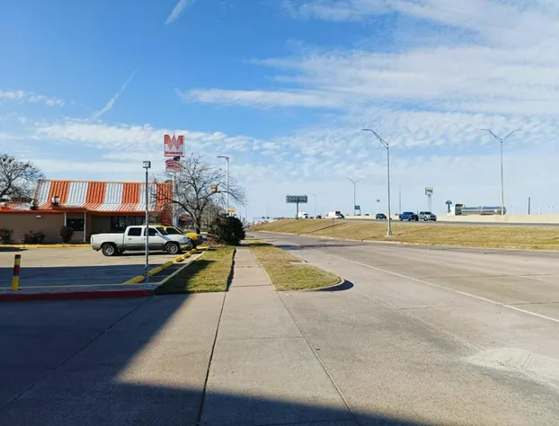 Travelers inn by OYO Wichita Falls hotel detail image 4