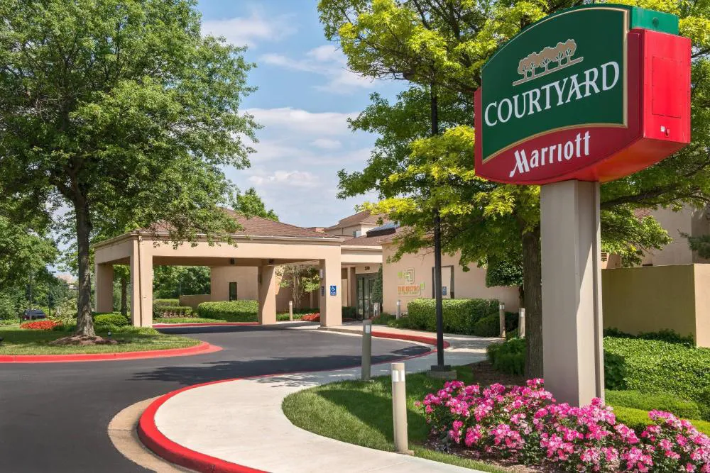 Courtyard by Marriott Rockville hotel hero