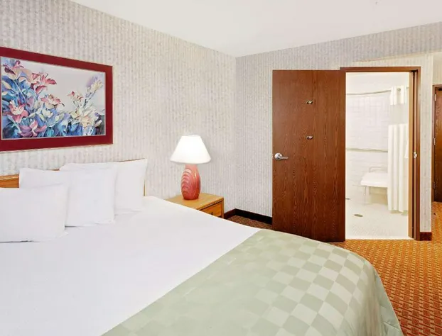 Baymont by Wyndham St. Joseph/Stevensville hotel detail image 4