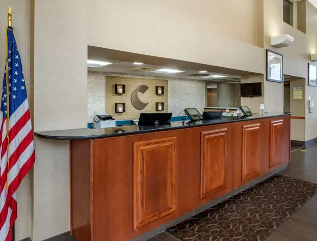 Comfort Suites Hagerstown Southeast hotel detail image 4