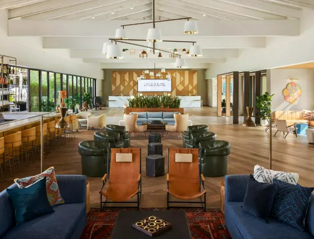 Town and Country San Diego hotel detail image 3