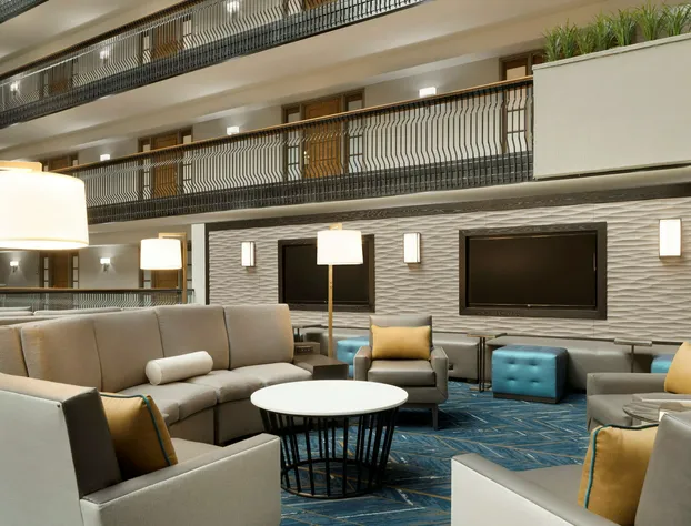 Embassy Suites by Hilton Columbus hotel detail image 3