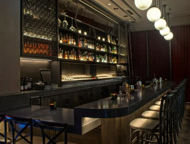 Warwick San Francisco hotel detail image 1