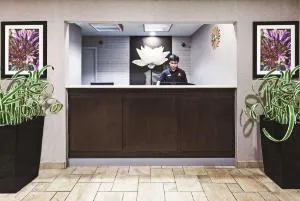 La Quinta Inn & Suites by Wyndham N Little Rock-McCain Mall hotel detail image 1