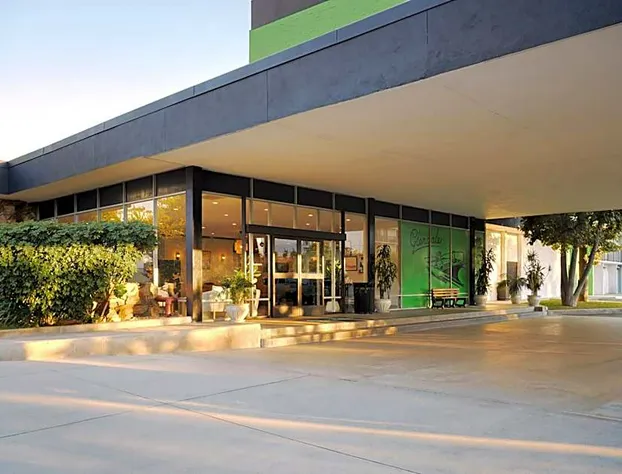 Glendale Express Hotel Los Angeles hotel detail image 4