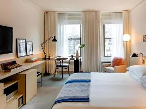 Ambassador Hotel Chicago hotel detail image 3