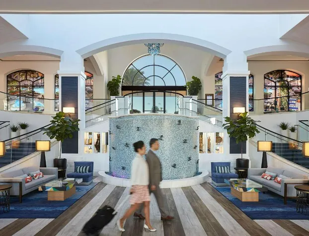 The Waterfront Beach Resort, A Hilton Hotel hotel detail image 2