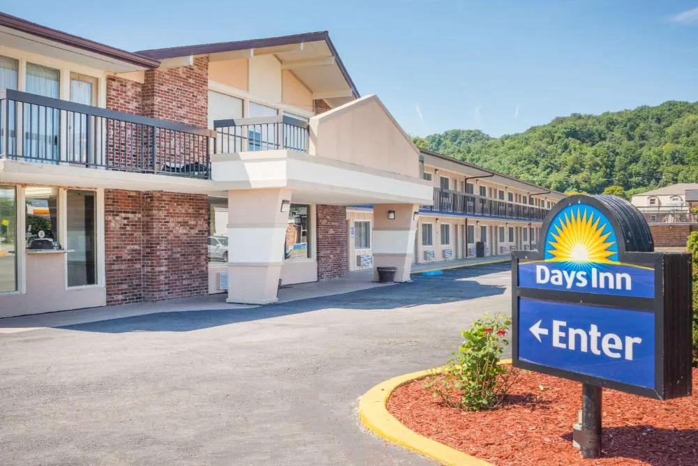 Days Inn by Wyndham Paintsville hotel hero