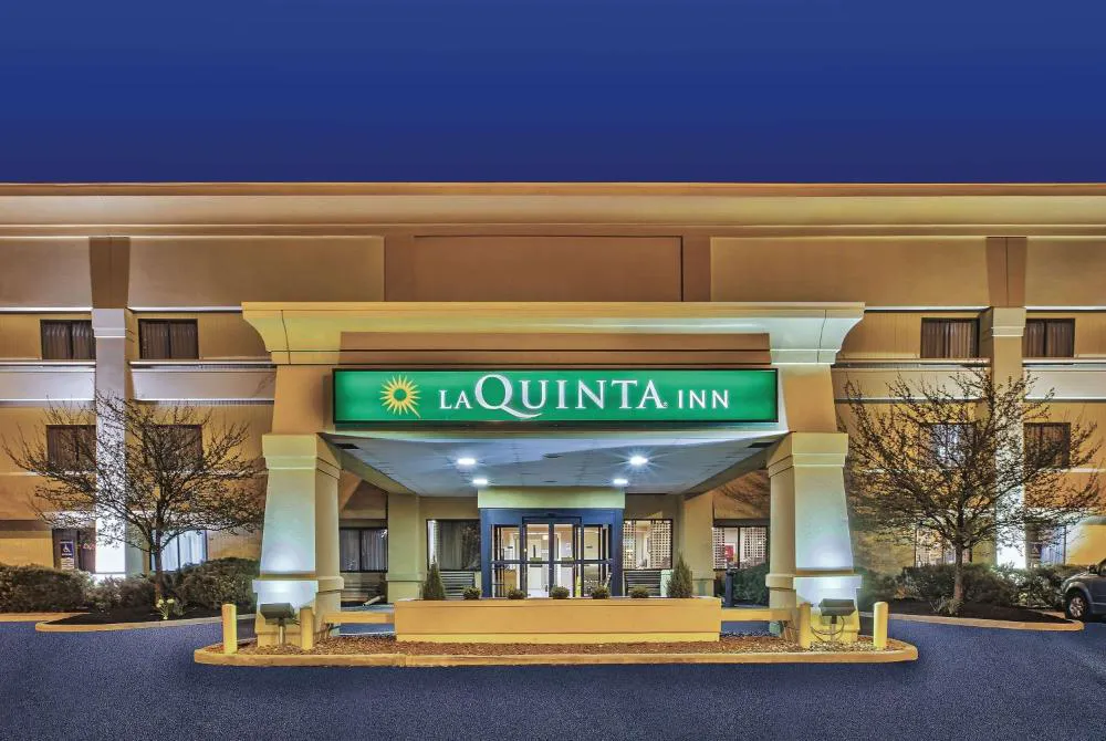La Quinta Inn by Wyndham Toledo Perrysburg hotel hero