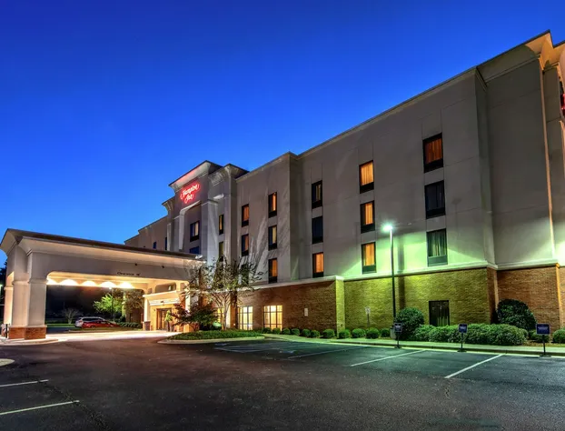 Hampton Inn Jacksonville-Anniston Area hotel detail image 1