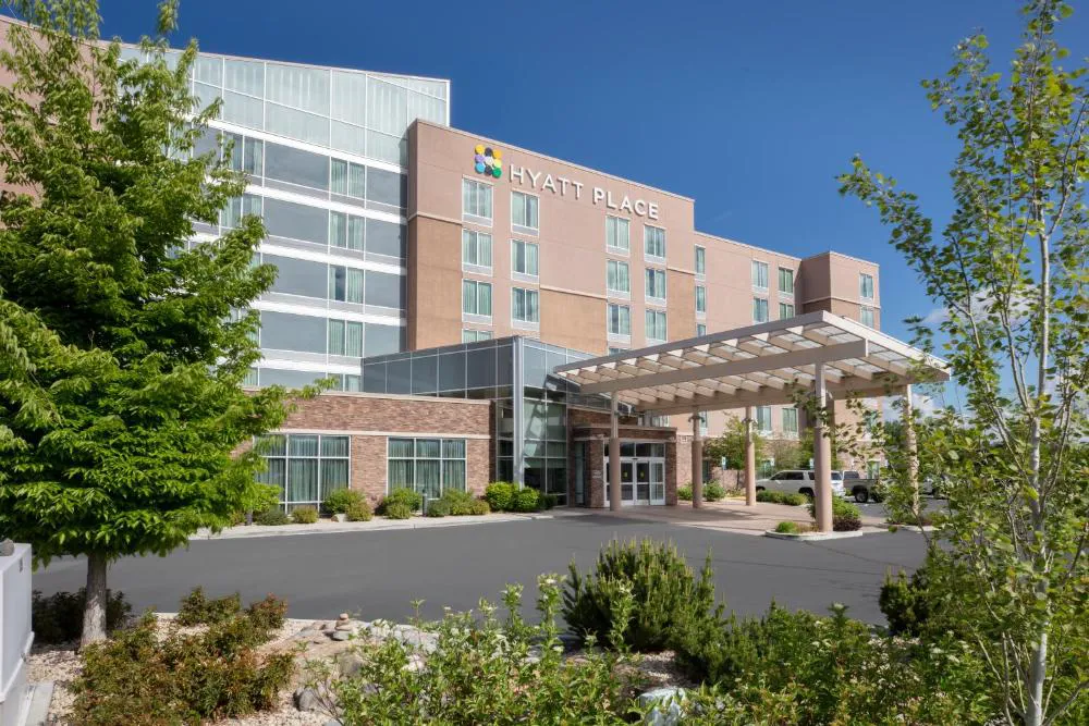 Hyatt Place Reno Tahoe Airport hotel hero