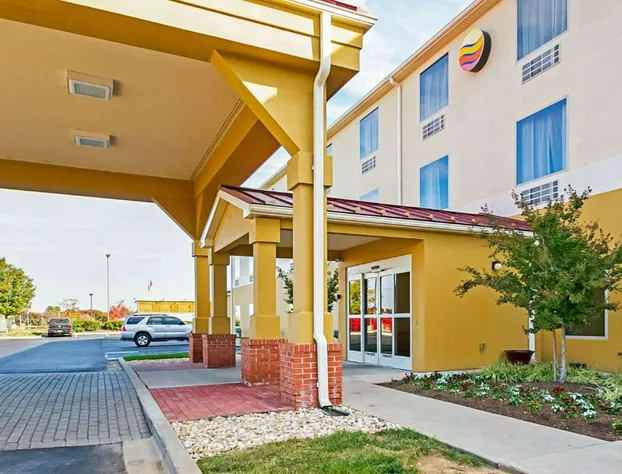 Comfort Inn Frederick - Ballenger Creek hotel detail image 3