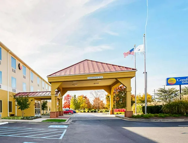 Comfort Inn Frederick - Ballenger Creek hotel detail image 2