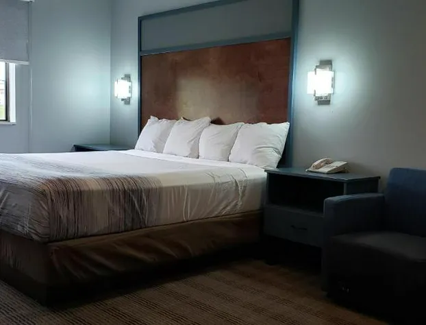 AmericInn by Wyndham Mauston hotel detail image 4