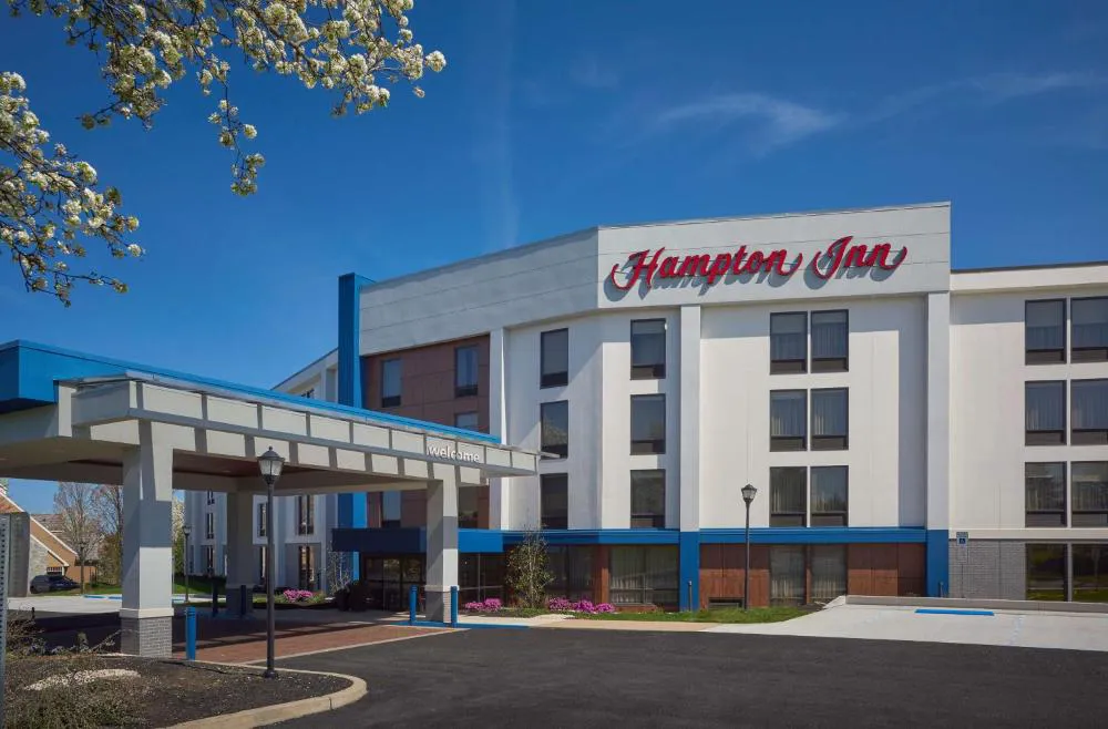 Hampton Inn Lancaster hotel hero