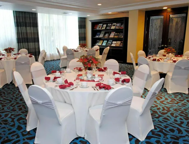 DoubleTree by Hilton Chatsworth hotel detail image 4