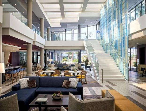 Ventura Beach Marriott hotel detail image 2