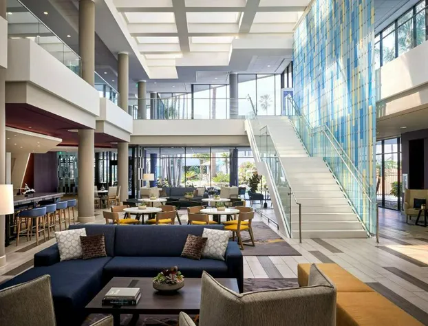 Ventura Beach Marriott hotel detail image 1